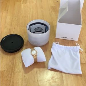 Bering ladies watch, gold